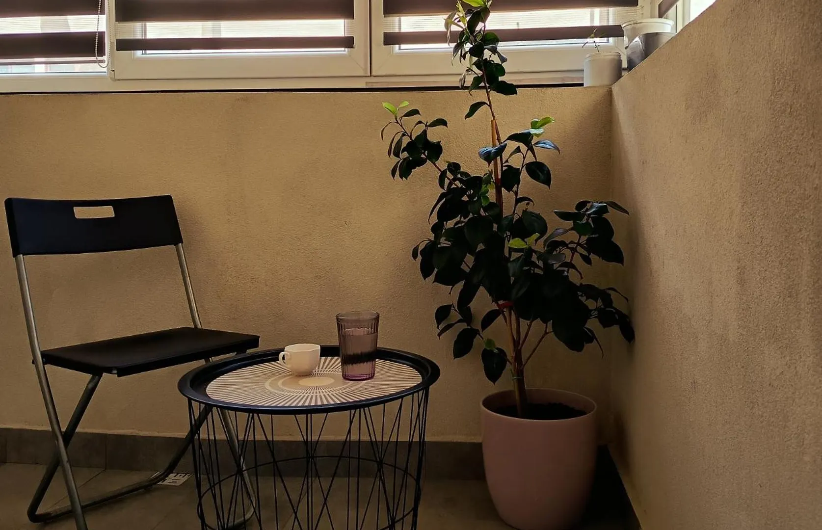 Elegant Studio Militari Private Parking Self Check In Netflix New Building Bucharest Romania
